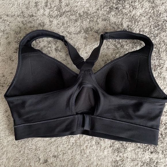 Under Armour SportsBra 36C - Picture 2 of 3